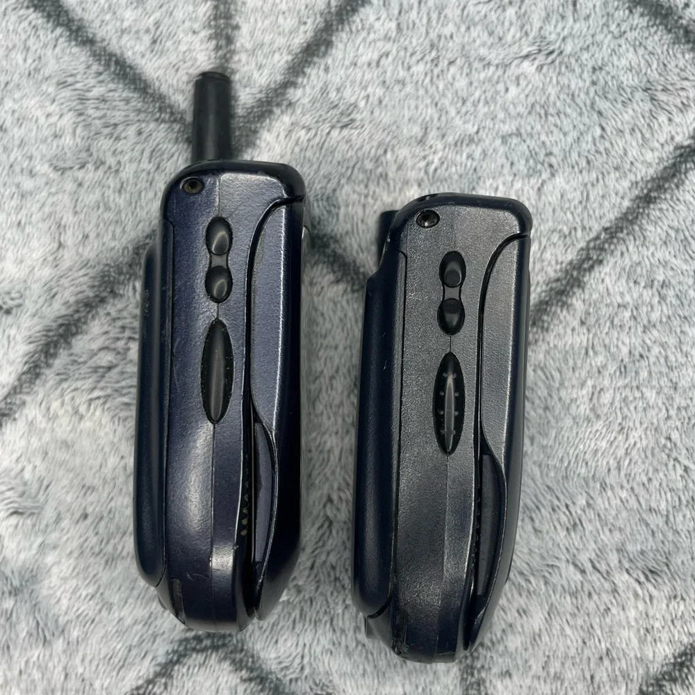 Motorola Nextel i60c & i90c Flip Phones UNTESTED S